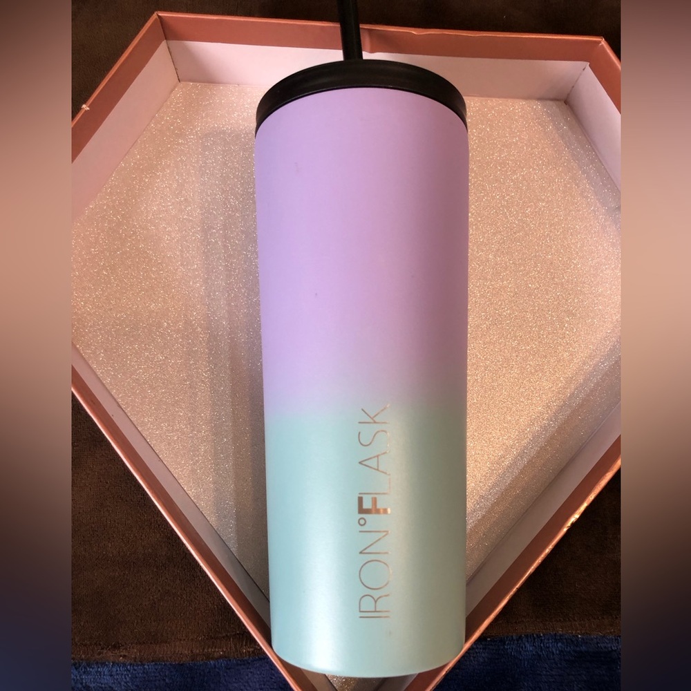 Hydro Flask Purple and Blue Gradient Bottle